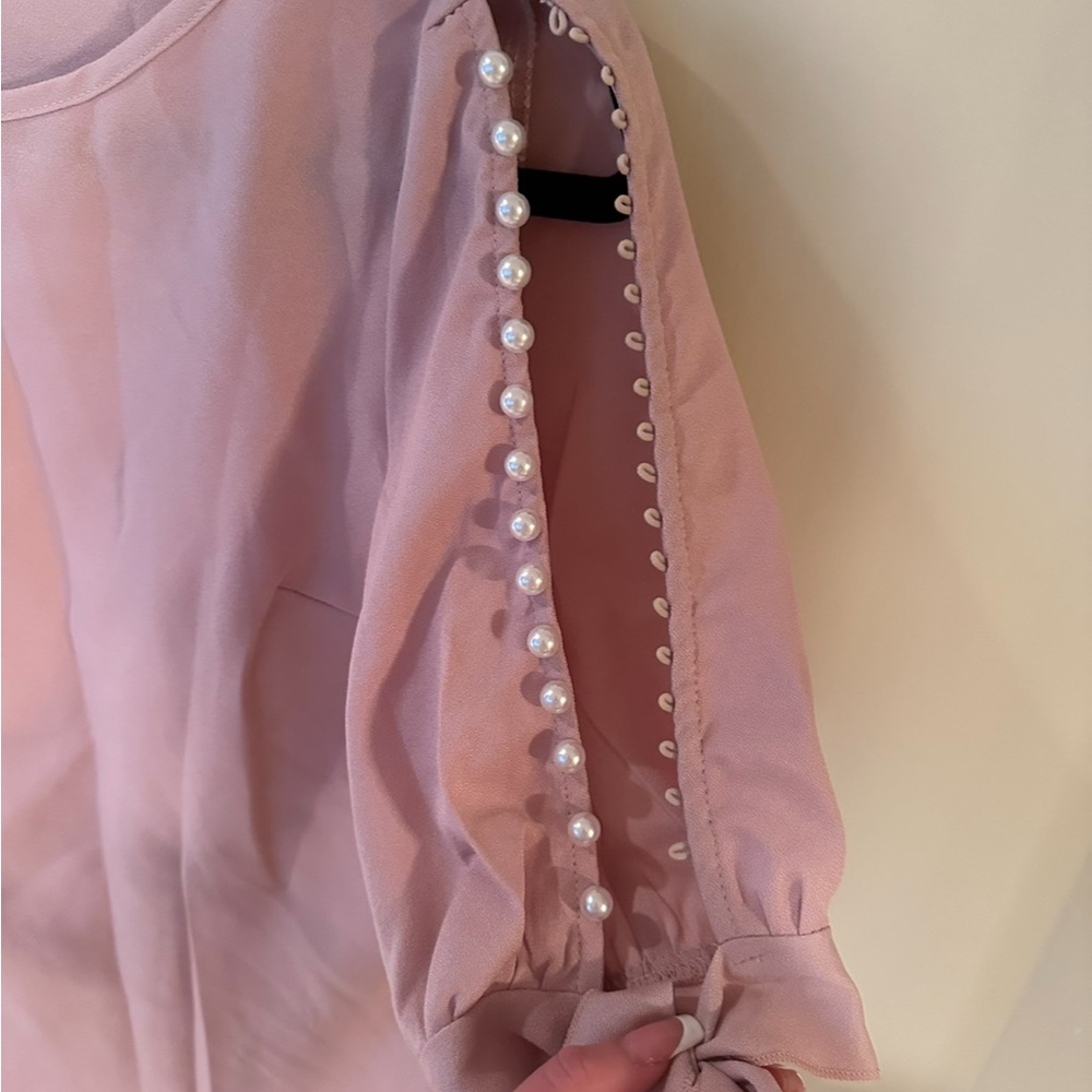 Pearl Detailed Top - Picture 3 of 3